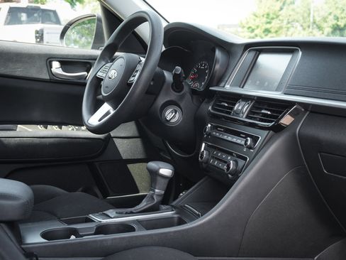 Used 2019 Kia Optima LX FWD image 32