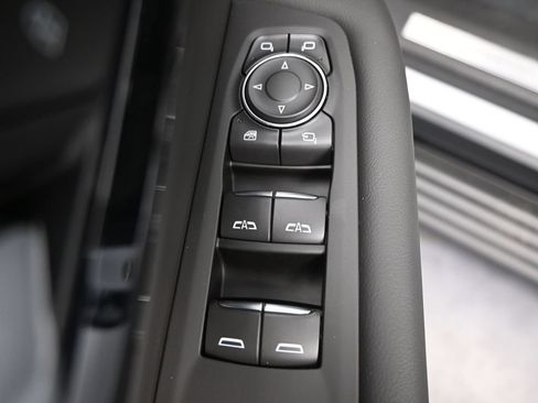 New 2026 Chevrolet Tahoe High Country AWD/4WD image 16