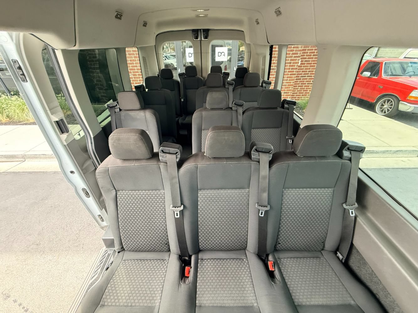 Used 2022 Ford Transit 350 XL RWD image 24