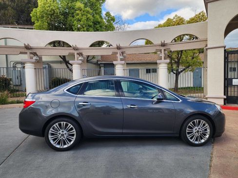 Used 2012 Buick Verano Leather image 6