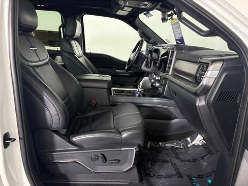 Certified 2026 Ford F450 Platinum w/ FX4 Off-Road Package AWD/4WD image 38