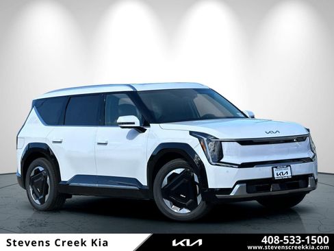 New 2026 Kia EV9 Land AWD/4WD image 1