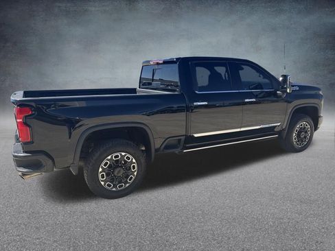 Used 2025 Chevrolet Silverado 2500 High Country w/ Technology Package image 5