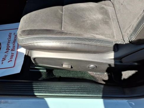 Used 2022 Dodge Challenger GT w/ Plus Package image 11