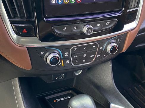 Used 2021 Chevrolet Traverse High Country image 15