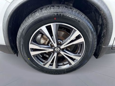 Used 2018 Nissan Rogue SL image 10