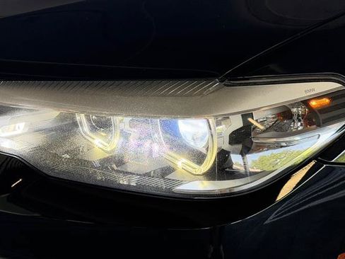 Used 2018 BMW 540i xDrive AWD/4WD image 10