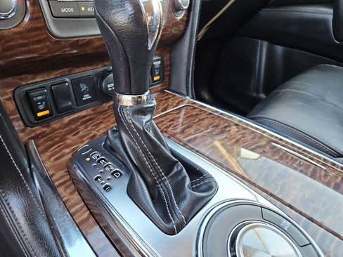 Used 2018 Nissan Armada SL w/ Premium Package image 21