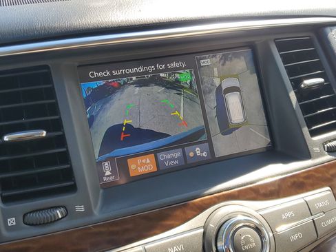 Used 2020 Nissan Armada Platinum w/ Captain's Chairs Package image 9