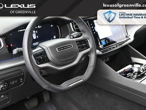 Used 2023 Jeep Grand Wagoneer Series II AWD/4WD image 25