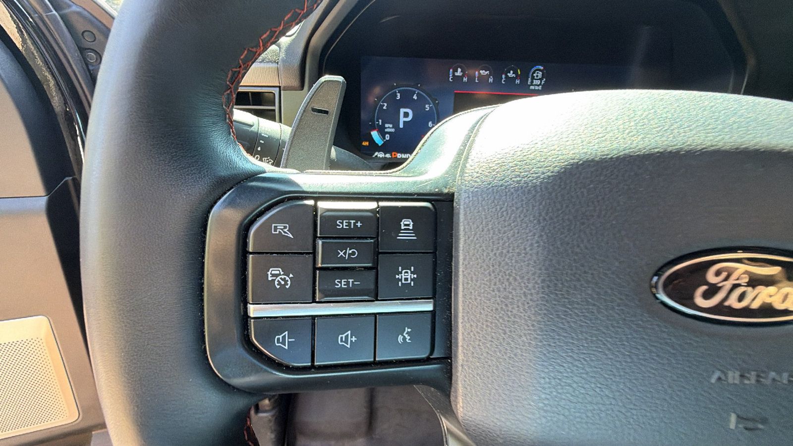 Used 2025 Ford F150 Raptor AWD/4WD image 27