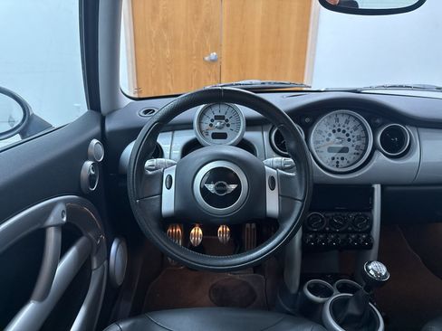 Used 2003 MINI Cooper S FWD image 9
