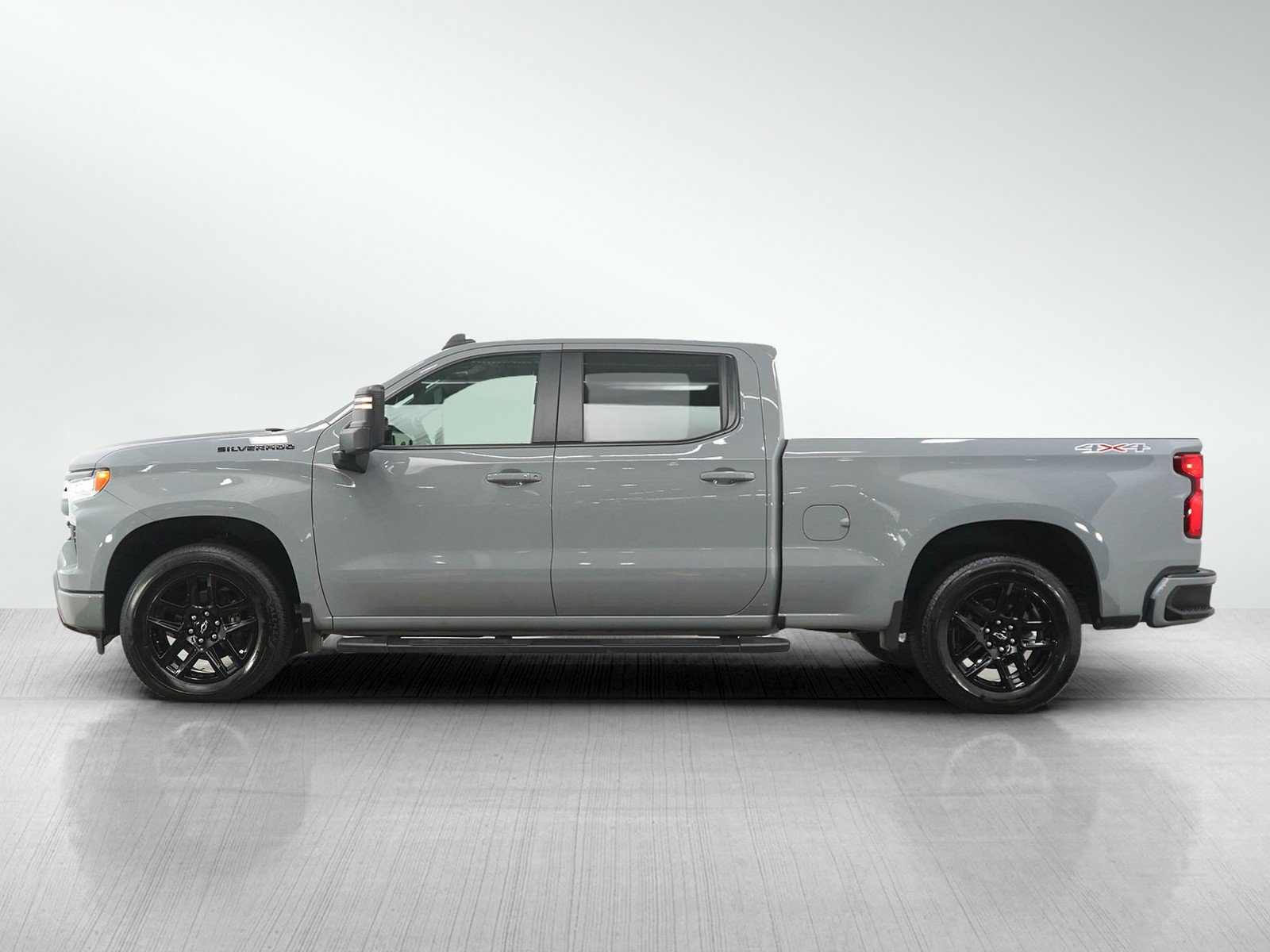 Used 2024 Chevrolet Silverado 1500 RST w/ True North Edition Plus AWD/4WD image 2