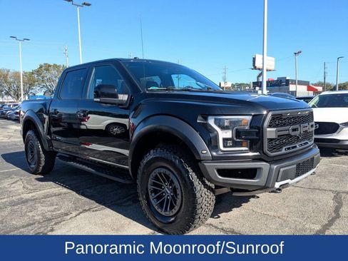 Certified 2018 Ford F150 Raptor w/ Equipment Group 802A Luxury image 2