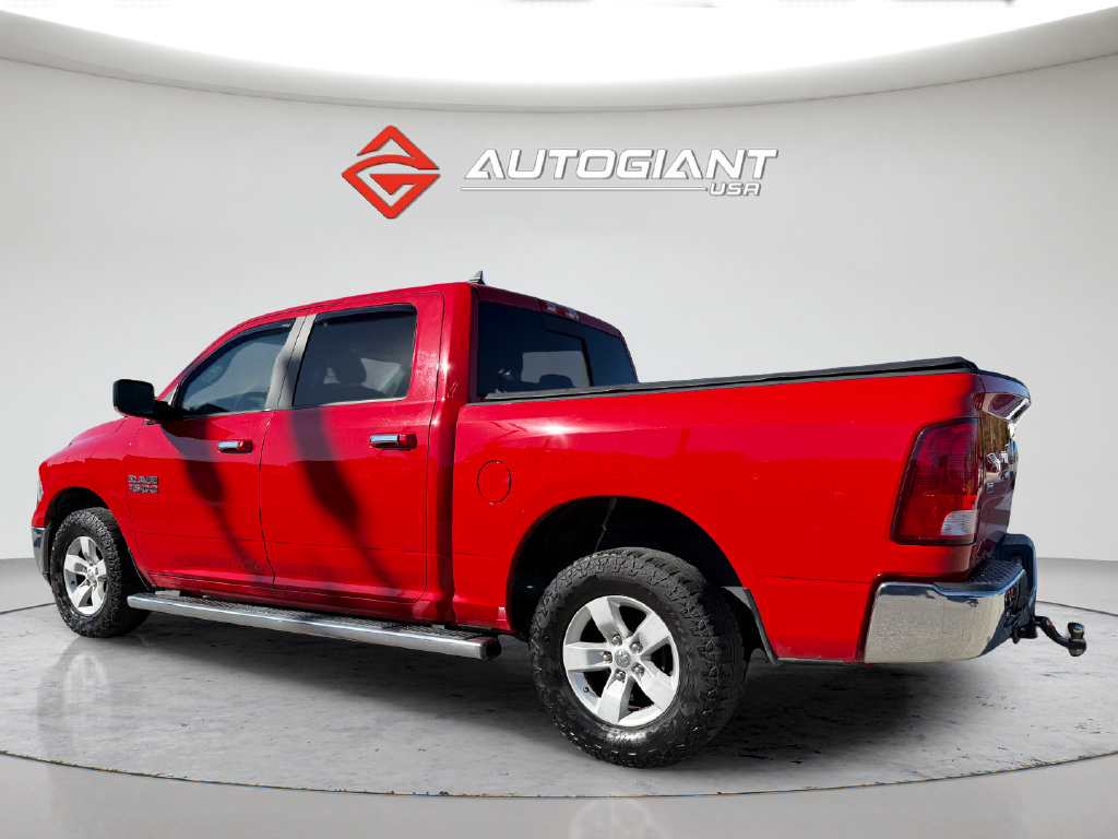Used 2017 RAM 1500 Classic SLT w/ Luxury Group AWD/4WD image 4