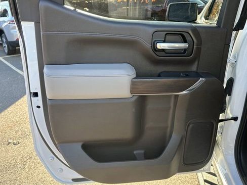 Used 2021 GMC Sierra 1500 SLT w/ SLT Premium Plus Package image 27