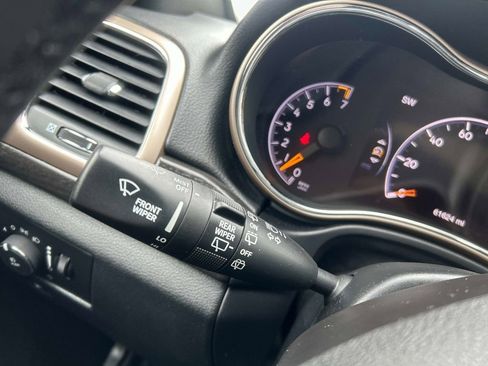 Used 2016 Jeep Grand Cherokee Laredo w/ Quick Order Package 23E image 26