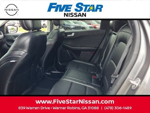Used 2021 Ford Escape SEL w/ Technology Package FWD image 6