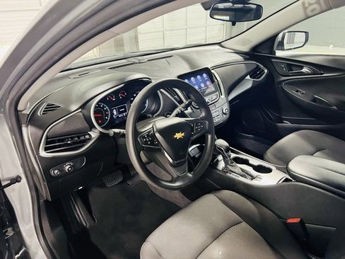 Used 2024 Chevrolet Malibu LT image 20