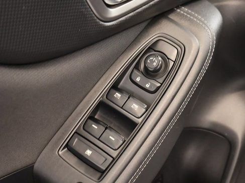 Used 2021 Subaru Forester Premium image 12
