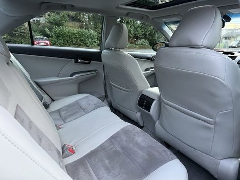 Used 2012 Toyota Camry XLE image 27