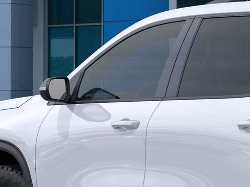 New 2026 Chevrolet Traverse Z71 w/ Enhanced Driving Package AWD/4WD image 12