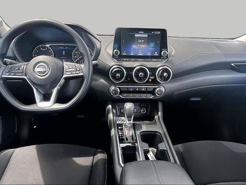 Certified 2025 Nissan Sentra SV FWD image 15