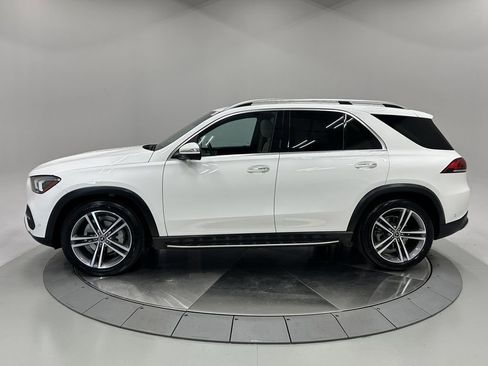 Certified 2021 Mercedes-Benz GLE 350 4MATIC w/ Premium Package image 4