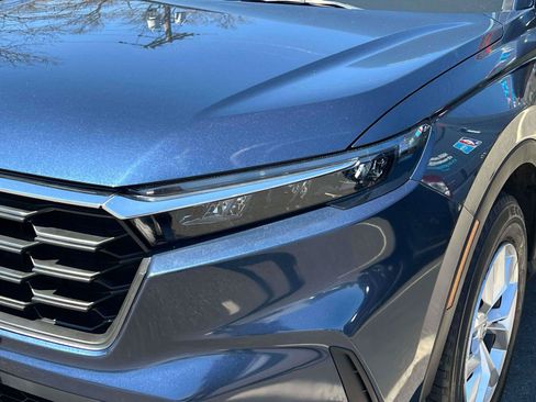 Used 2024 Honda CR-V LX image 7