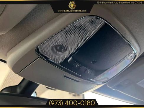 Used 2020 Dodge Durango SXT image 25