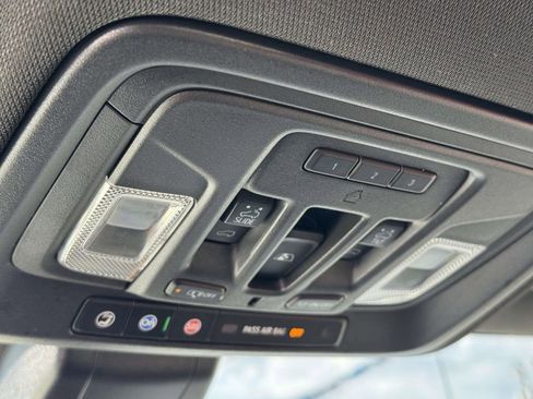 Used 2022 GMC Sierra 1500 AT4 w/ AT4 Premium Package image 30