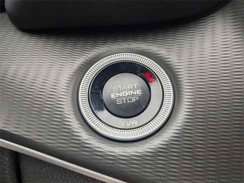 New 2025 Jeep Grand Cherokee L Laredo image 22