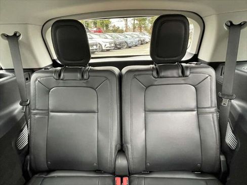 Used 2025 Lincoln Aviator Reserve w/ Illumination Package image 13