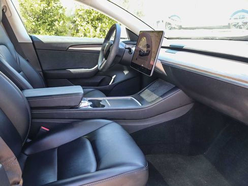 Used 2023 Tesla Model 3 Standard Range RWD image 15