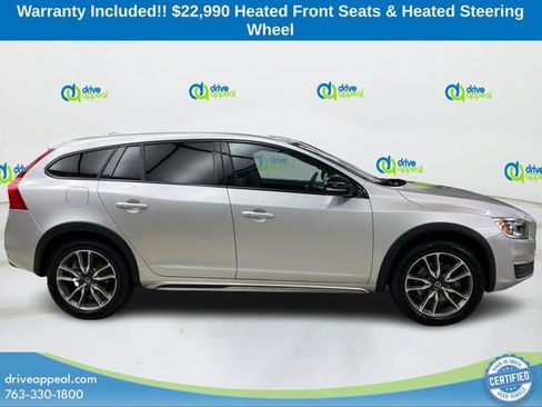 Used 2018 Volvo V60 T5 Cross Country AWD/4WD image 4