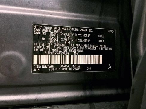 Used 2021 Toyota RAV4 XLE w/ Convenience Package AWD/4WD image 32