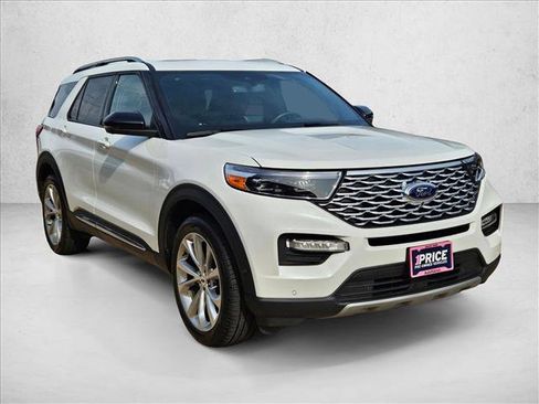 Used 2021 Ford Explorer Platinum w/ Equipment Group 601A image 3