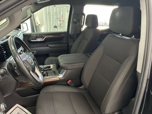 Used 2023 GMC Sierra 1500 Elevation w/ X31 Off-Road Package AWD/4WD image 7