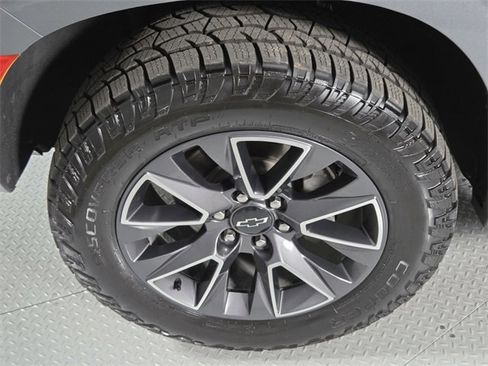 Used 2021 Chevrolet Tahoe Z71 image 9