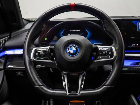 Used 2025 BMW i5 M60 w/ Premium Package image 14