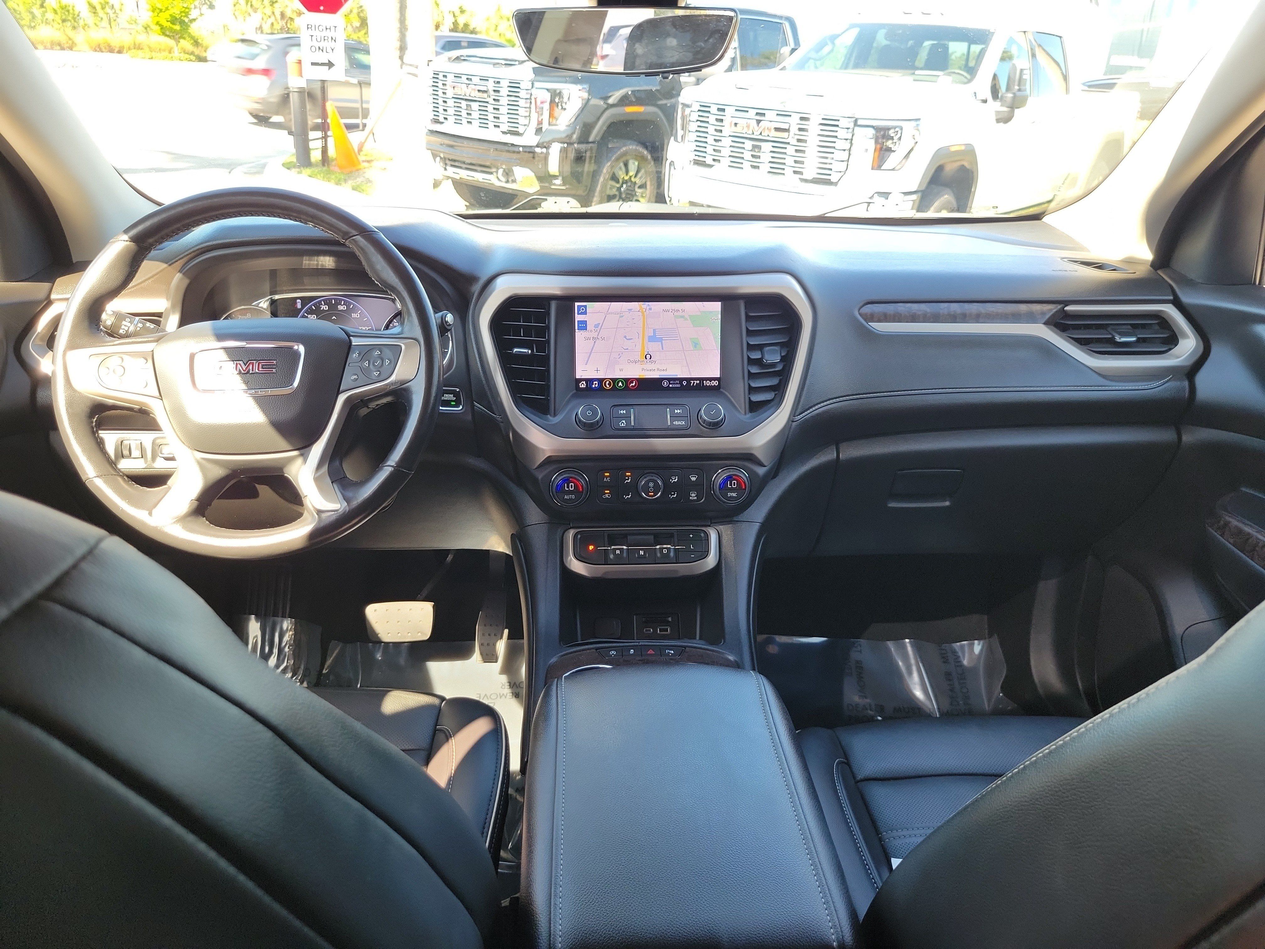 Used 2022 GMC Acadia Denali w/ Denali Ultimate Package FWD image 20