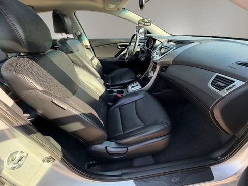 Used 2012 Hyundai Elantra Limited image 14