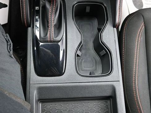 Used 2022 Nissan Frontier PRO-4X w/ Technology Package image 17