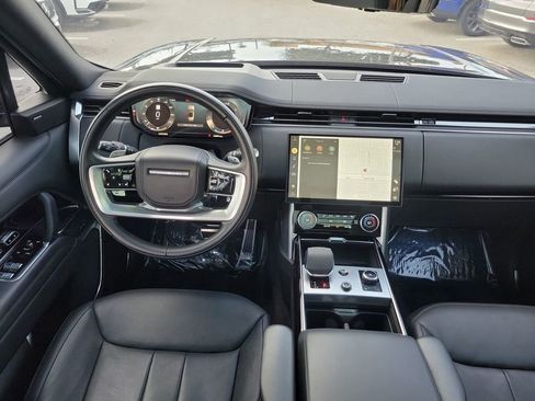 Used 2023 Land Rover Range Rover SE image 7