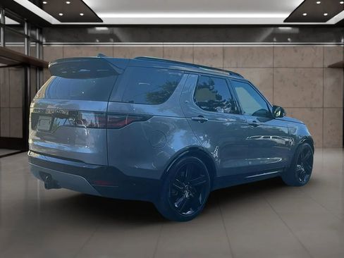 Used 2023 Land Rover Discovery HSE R-Dynamic AWD/4WD image 6