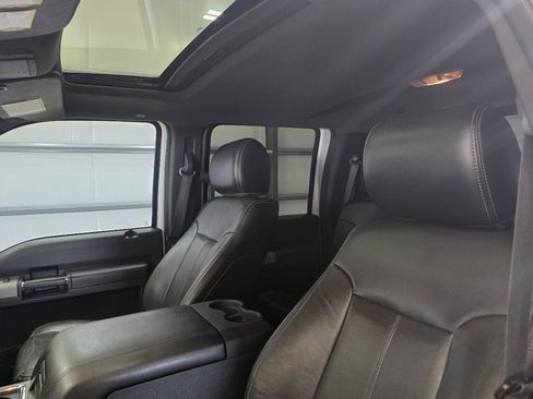 Used 2015 Ford F250 Lariat w/ Lariat Ultimate Package AWD/4WD image 14