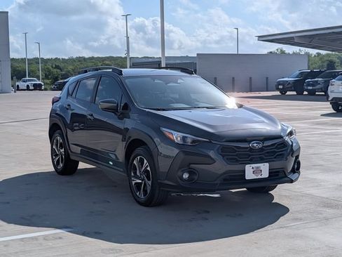 Used 2024 Subaru Crosstrek 2.0i Premium w/ Popular Package #3 AWD/4WD image 7