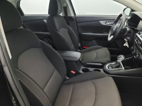 Used 2022 Kia Forte LXS FWD image 21