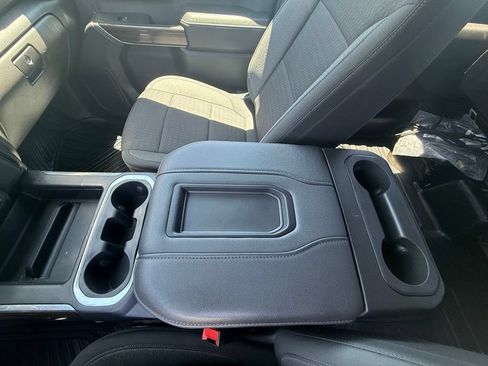 Used 2022 Chevrolet Silverado 2500 LT w/ Convenience Package AWD/4WD image 14