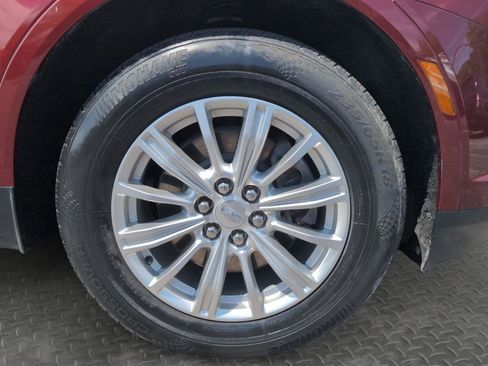 Used 2018 Cadillac XT5 FWD image 28